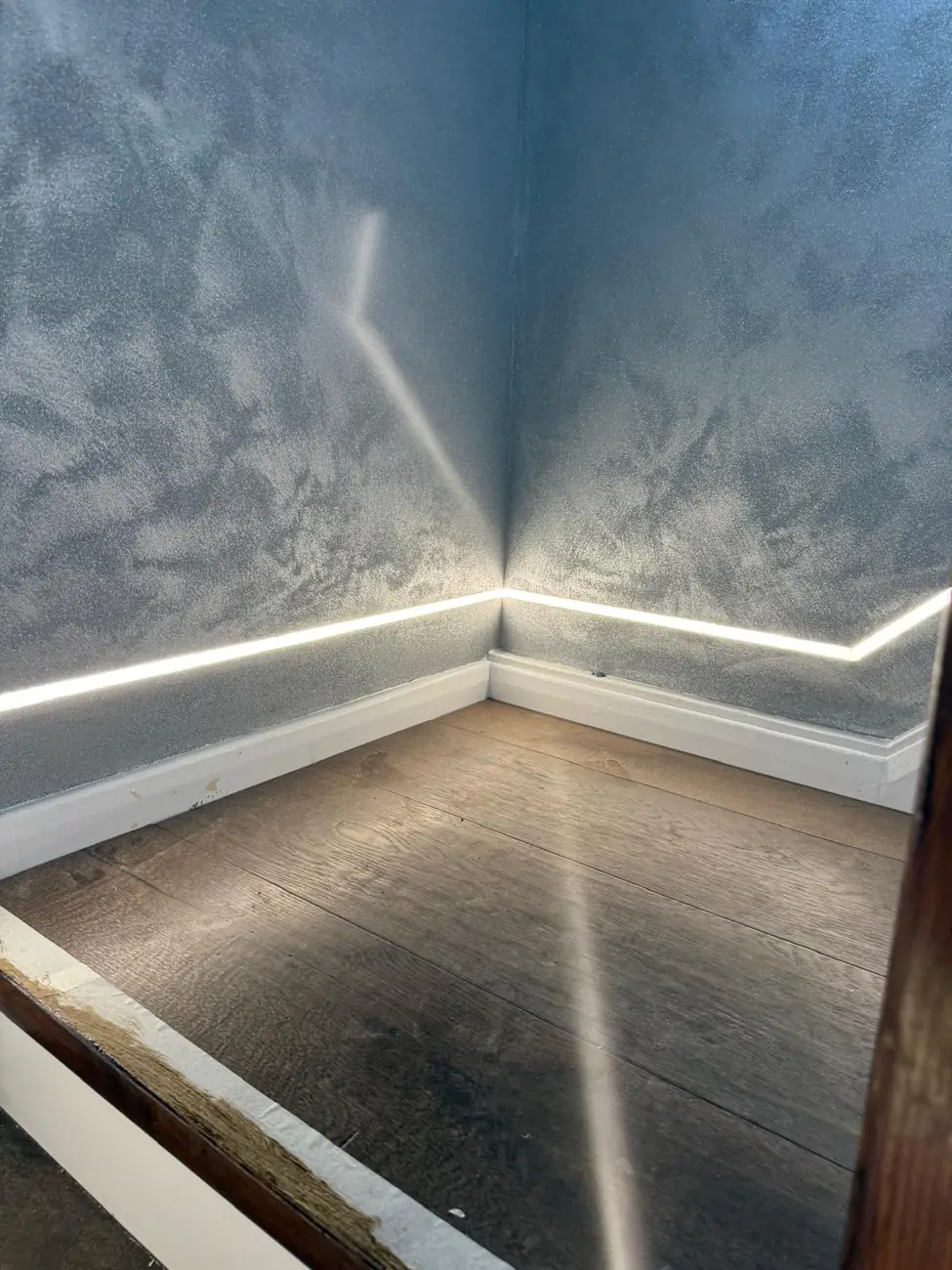 Microcement wall - Kev Construct, North London